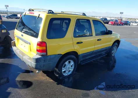 2003 Ford Escape Xlt из США, поврежденный, VIN 1FMYU03143KC04851